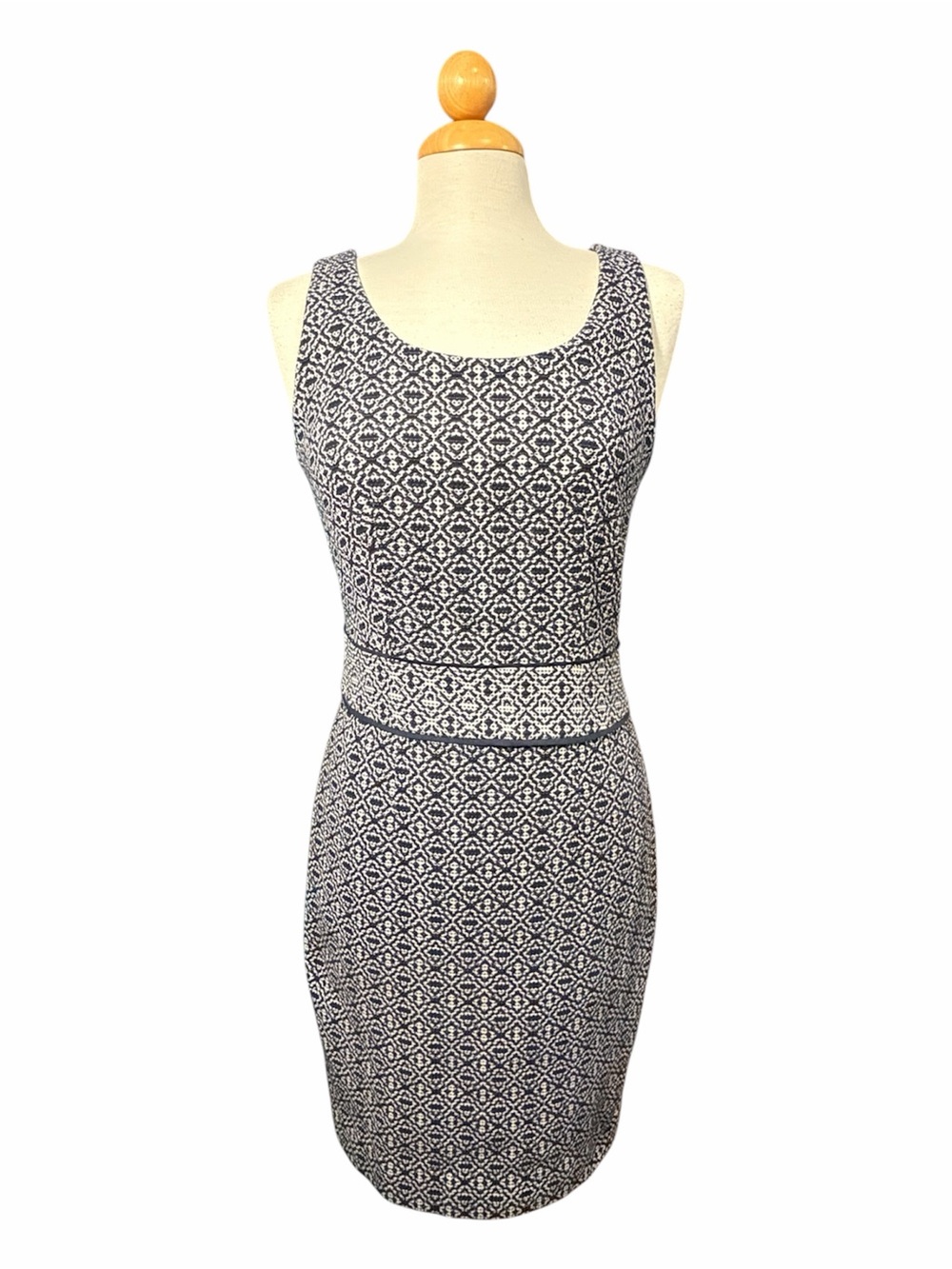 The Limited Sleeveless Geometric Jacquard Sheath Dress